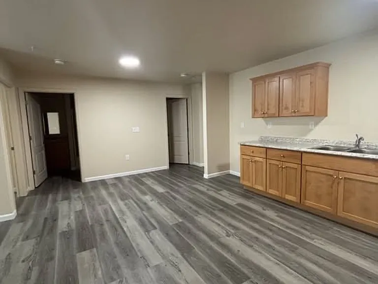1428 Monterey St — Photo 1