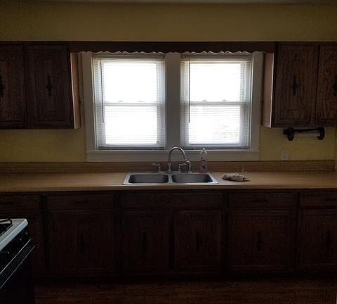 3rd image of 1730 Lake Ave