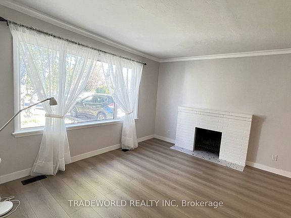 3rd image of 6 Kerwood Cres