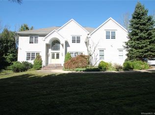 11 Kimberly Dr, Shelton, CT 06484