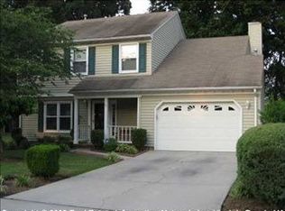 10 Pin Oak Ct, Hampton, VA 23666