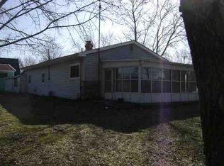 19 N Canary Ln, North Manchester, IN 46962