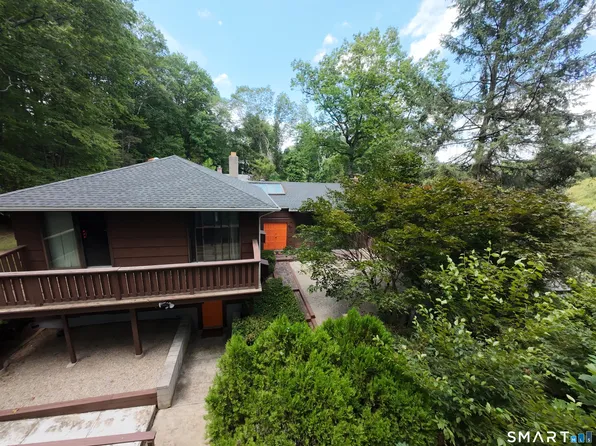 1140 Paradise Avenue, Hamden, CT 06514