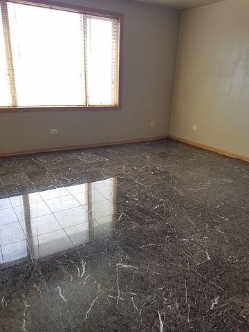 2nd image of 522 W 26th St APT 301