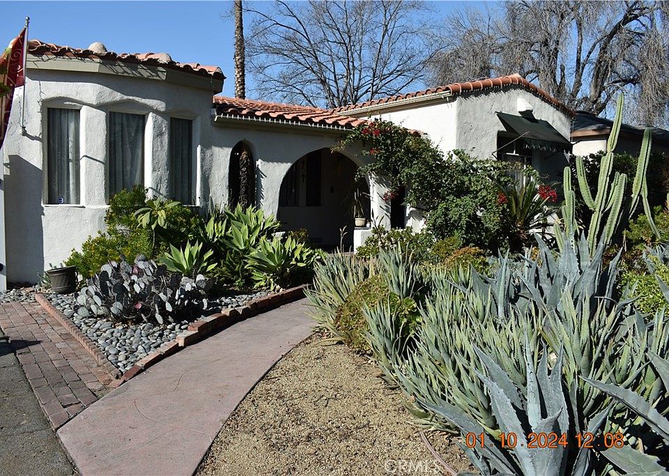 1st image of 2374 Lincoln Dr