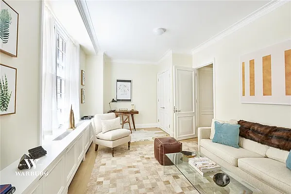 Sold by Warburg | media 5