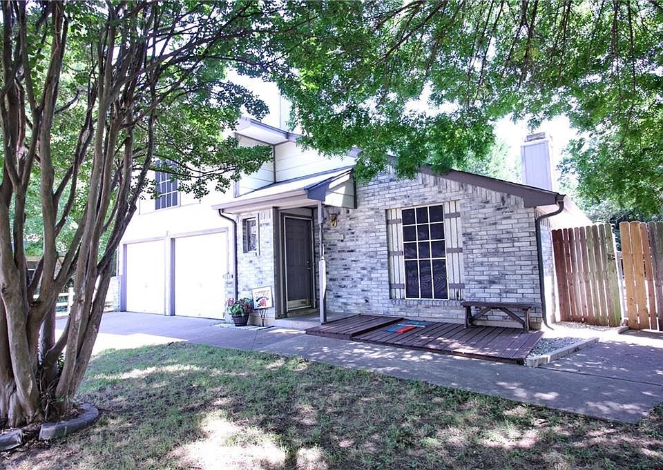 1st image of 7 Tanager Ct