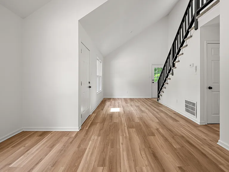 7311 John Elizabeth Pl — Photo 16