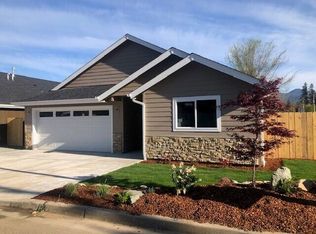1429 SE Paytons Way, Grants Pass, OR 97527