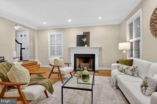1st image of 4383 Westover Pl NW