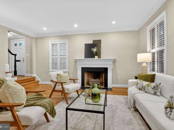 4383 Westover Pl NW, Washington, DC 20016