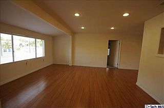 5th image of 8257 Saint Clair Ave