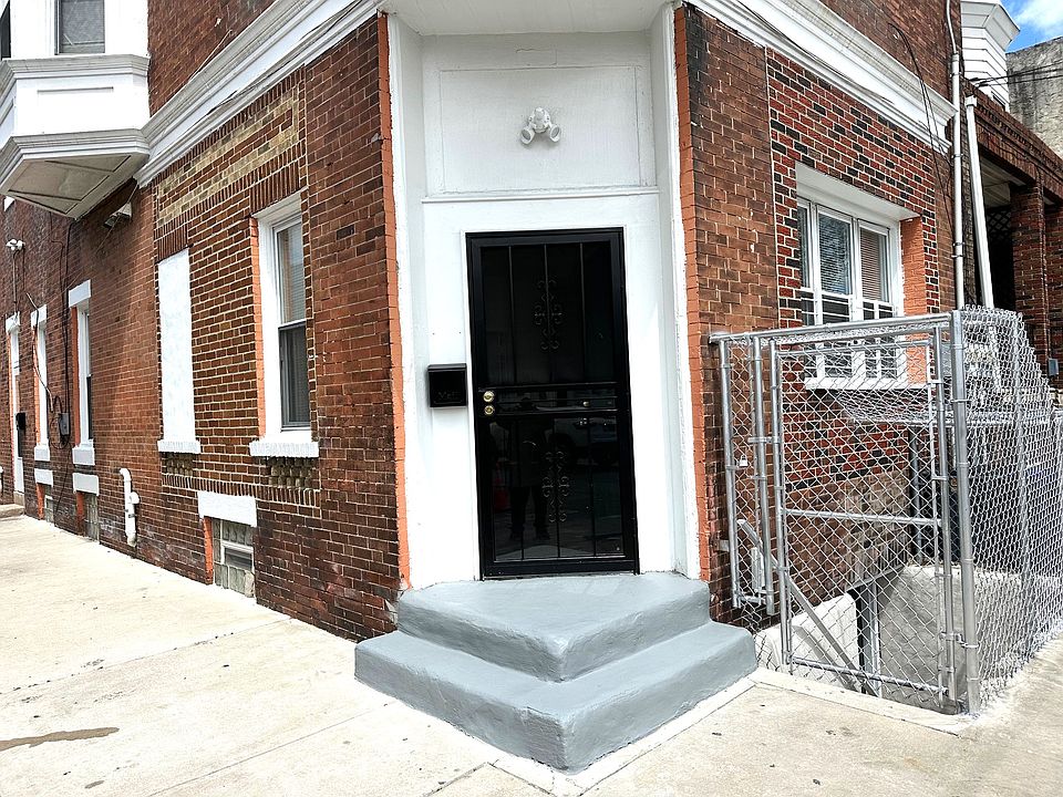 1st image of 6035 Elmwood Ave #1