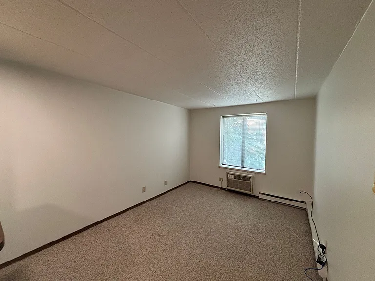 511 W Main St #206 — Photo 9