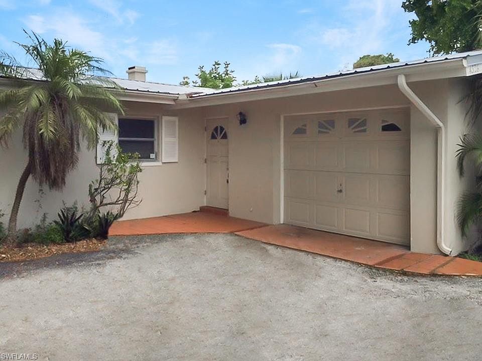 1st image of 4326 Deleon St