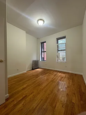 Rented by Peter R. Hungerford, LREB | media 20