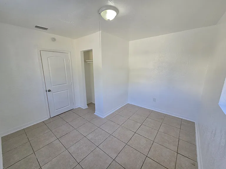 721 21st Ave S #REAR — Photo 7