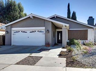 2072 N Tracy Ave, Simi Valley, CA 93063