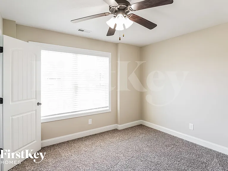 309 Liberty Bell Ln — Photo 13