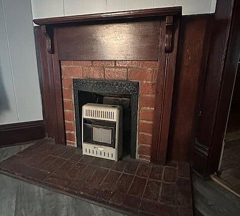 5th image of 678 S English Ave