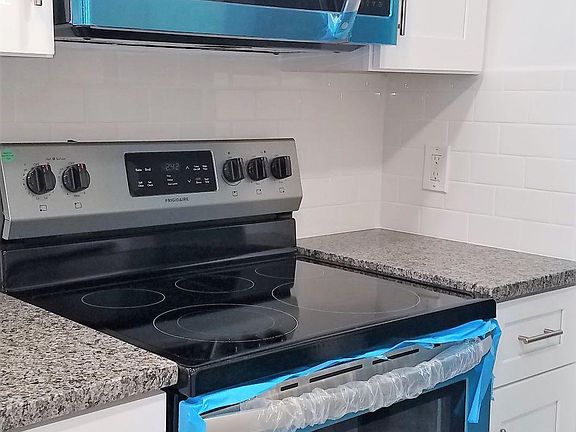 4th image of 5060 76th Ave N APT 410