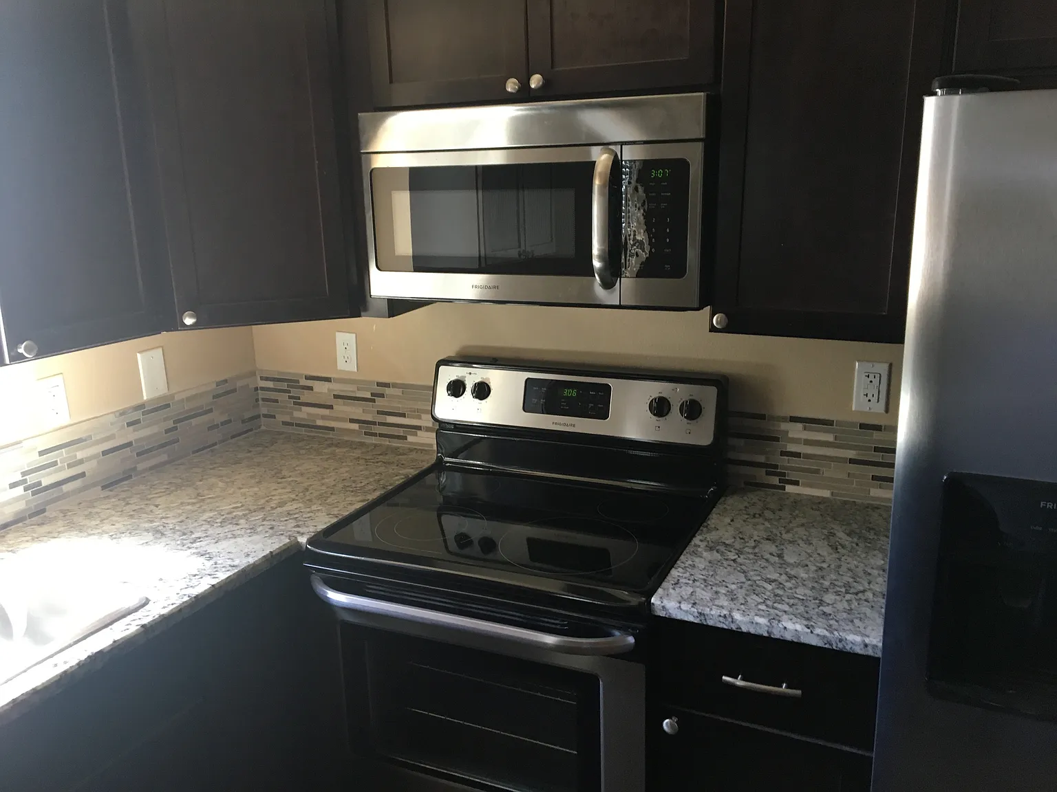 1003 E Ermina Ave — Photo 3