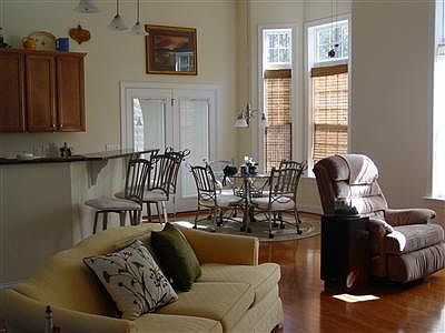 5th image of 4981 Kitts Court