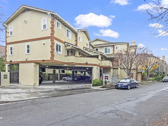 2nd image of 1758 Cross Way Unit 210