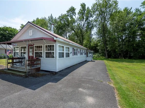 332 18th Ave, Blossvale, NY 13308
