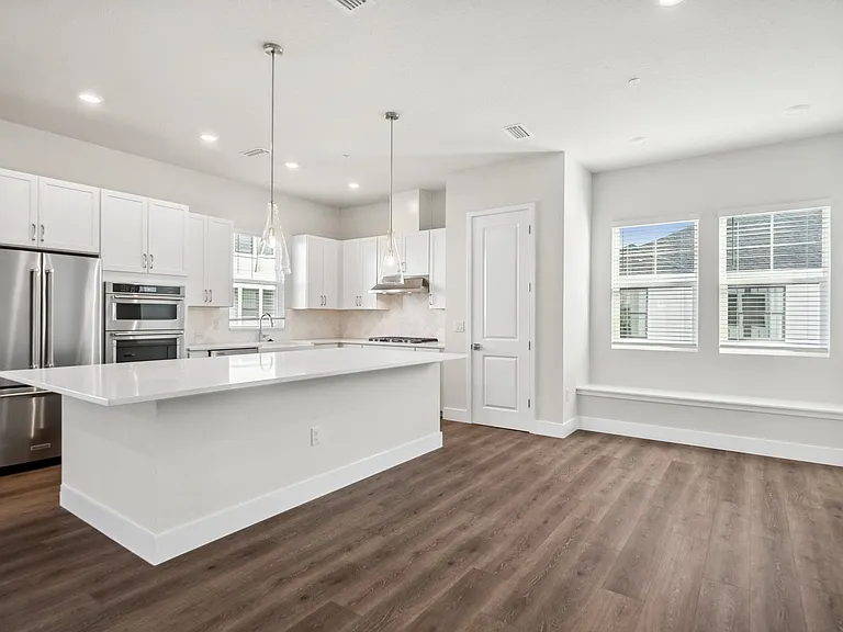 7244 Sutton Ln — Photo 24