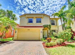 9744 Roche Pl, Wellington, FL 33414
