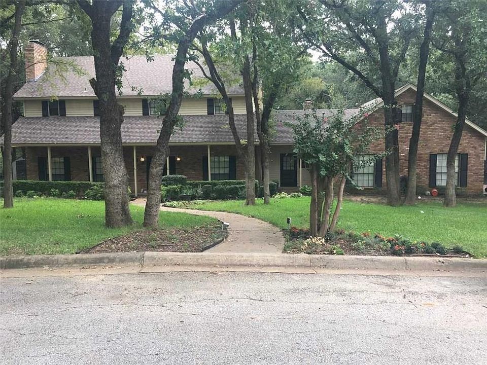 1st image of 12002 Saddlehorn Ln