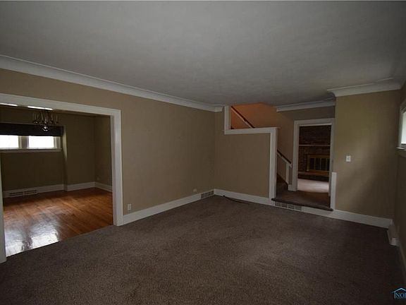 3rd image of 2445 Westbrook Dr