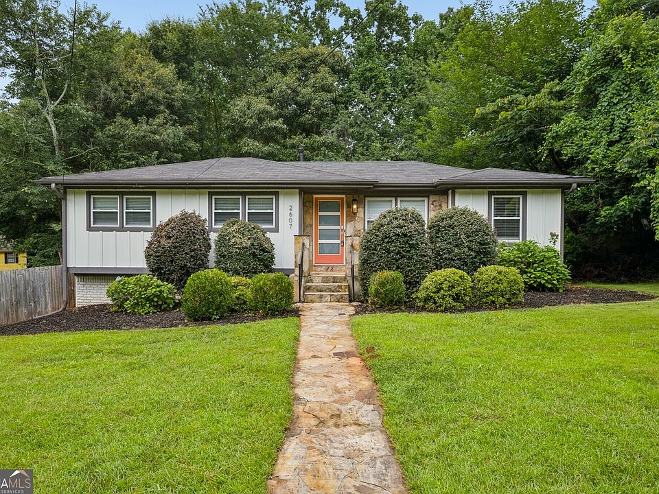 1st image of 2607 Hatfield Cir SE