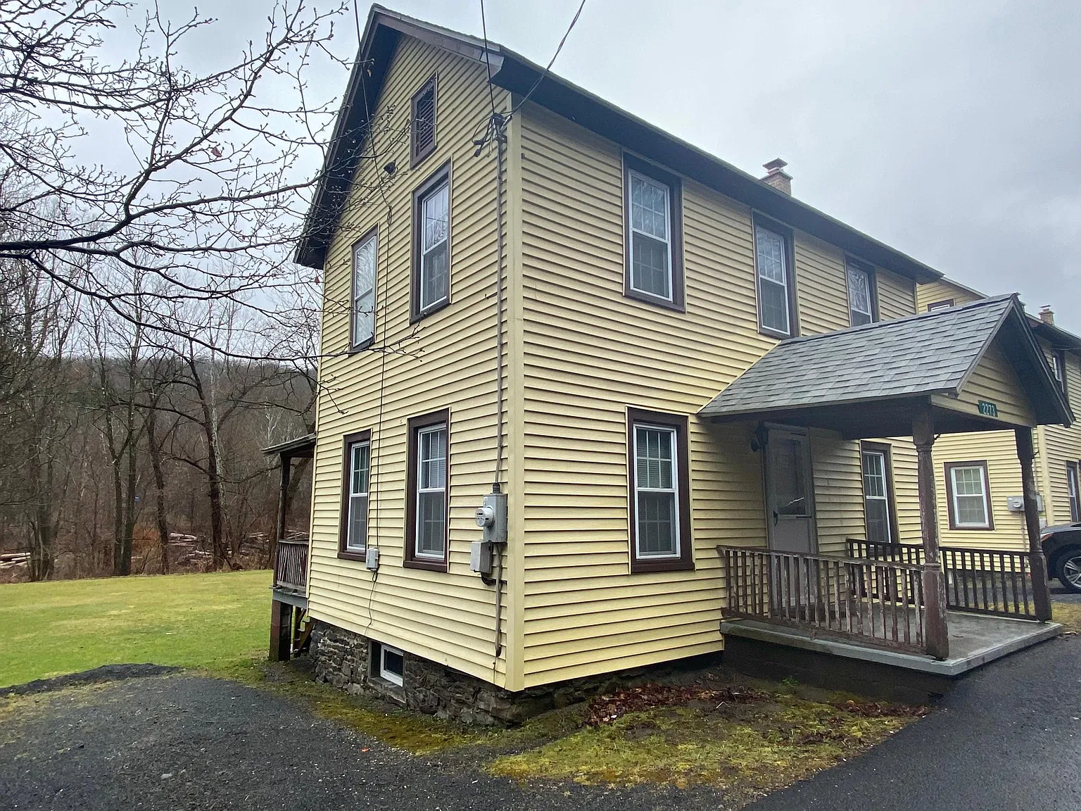 3 bed, $1,700 — Photo 2