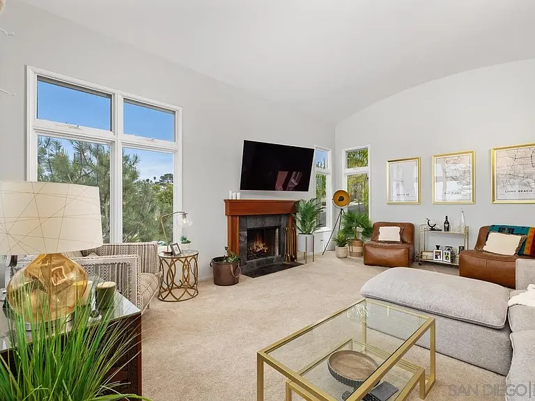 4475 Tivoli St — Photo 9