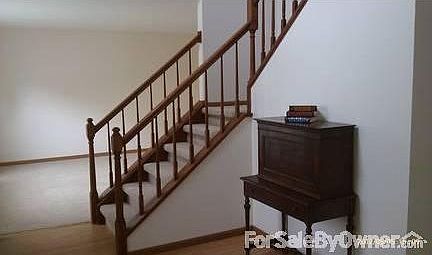 2nd image of 1109 Country Glen Ln