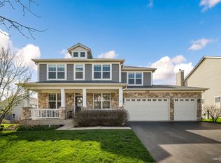 225 Loradale Rd, Oswego, IL 60543