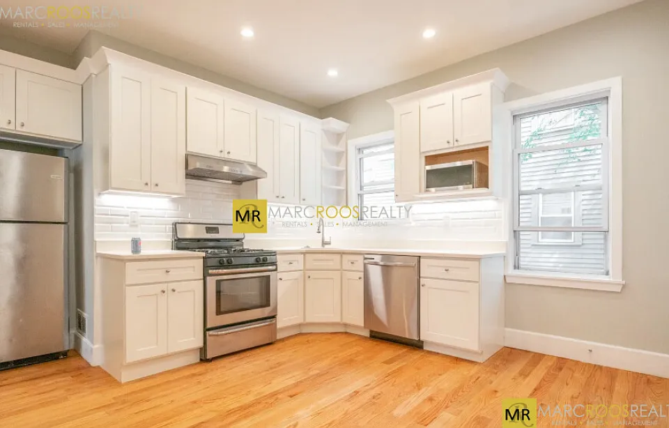 164 Hyde Park Ave #2