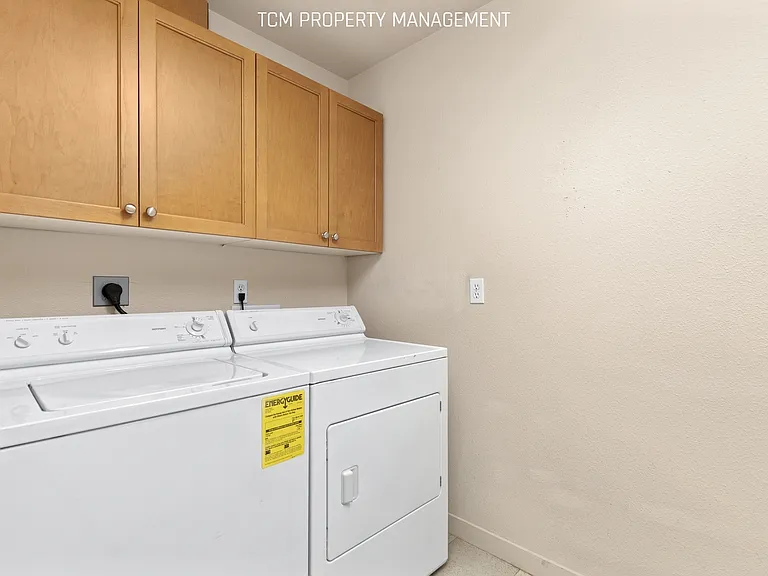 2954 S Frontenac St — Photo 19