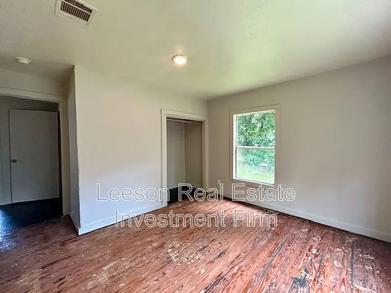 7041 Penny St — Photo 6