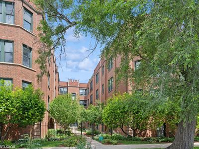 3120 W Carmen Ave APT 3, Chicago, IL, 60625