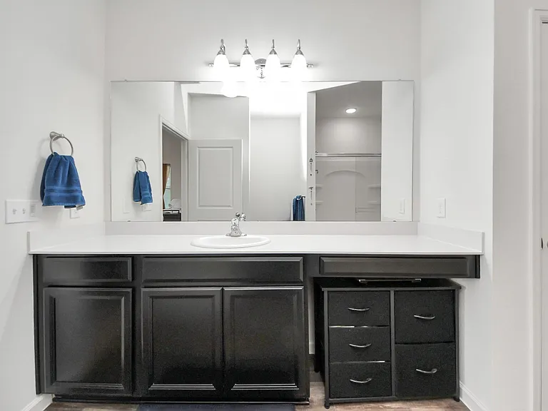 1024 Banyon Tree Ln — Photo 19