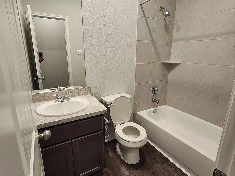 11318 Cora Ln — Photo 17
