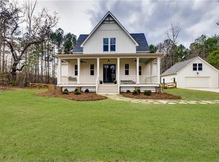 1632 Happy Valley Cir, Newnan, GA 30263
