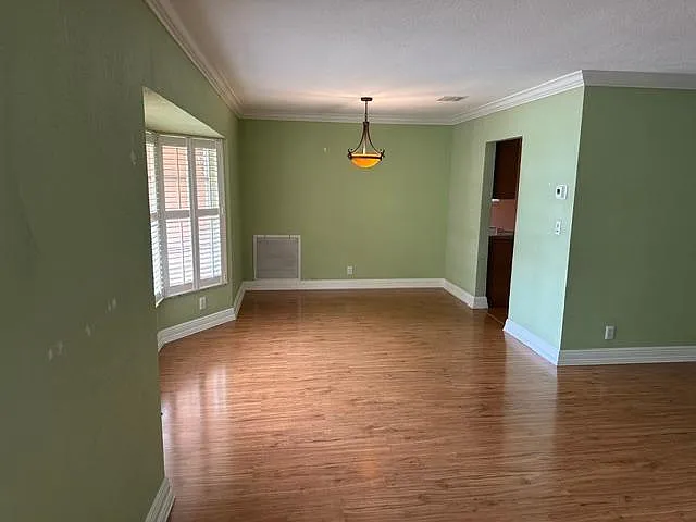732 SE 11th Ave — Photo 9