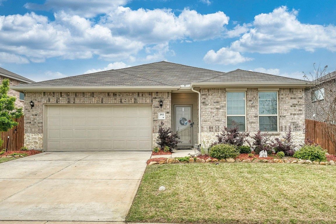 2912 Panhandle Dr, Heartland, TX 75126 Zillow