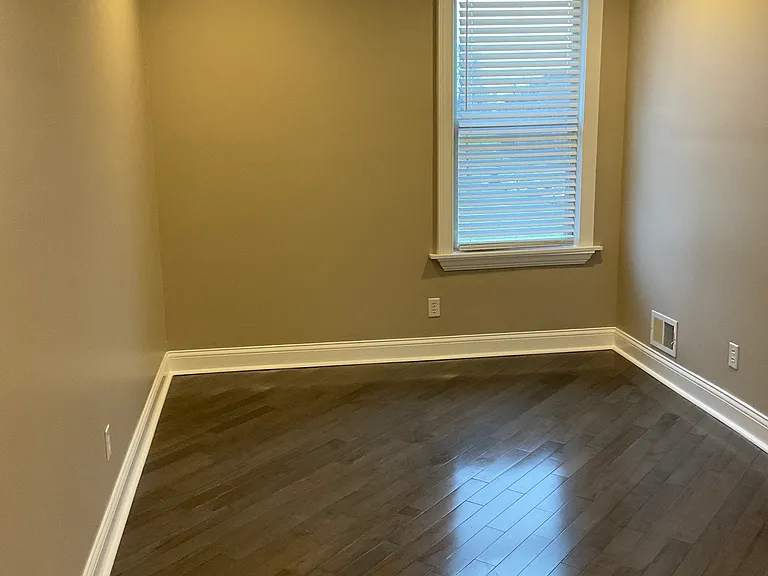 2-3714 Lincoln St #2 — Photo 14