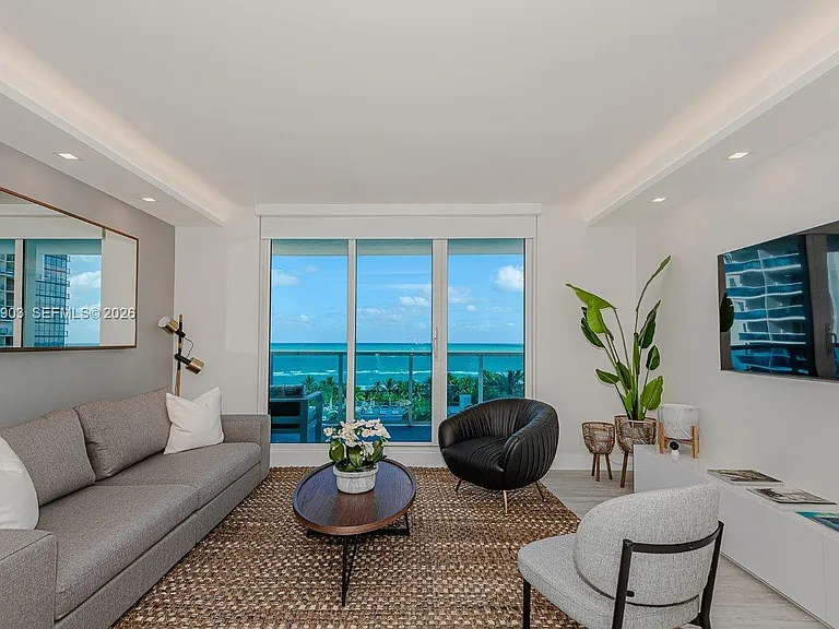 2301 Collins Ave #739 — Photo 14