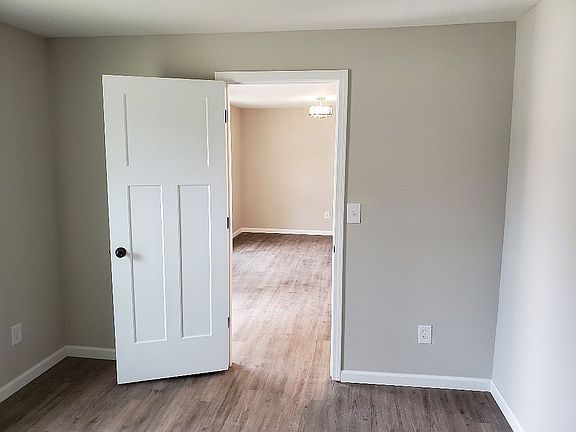 5th image of 54 Geter Cir